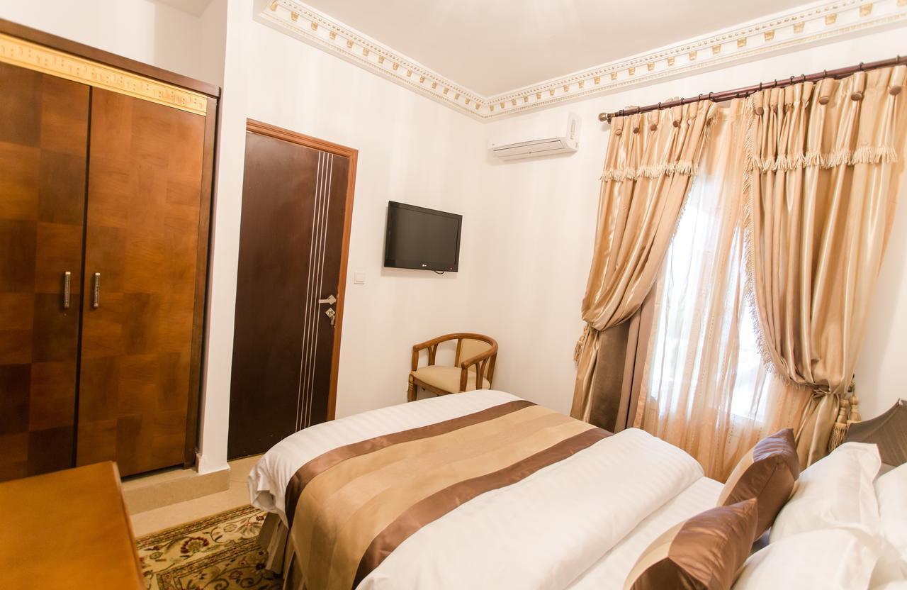 Residence Hoteliere Le Jomonia Libreville Eksteriør billede