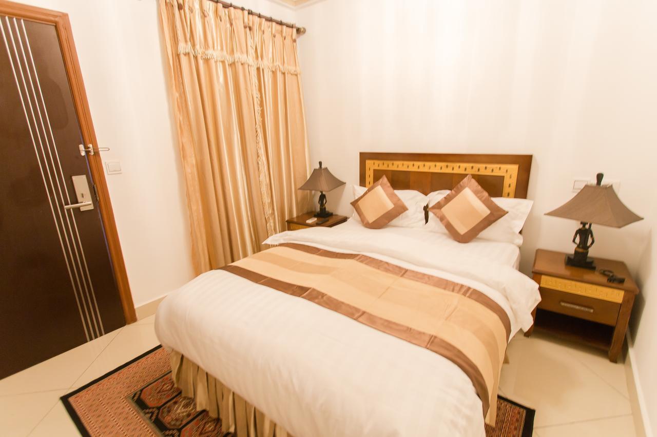 Residence Hoteliere Le Jomonia Libreville Eksteriør billede