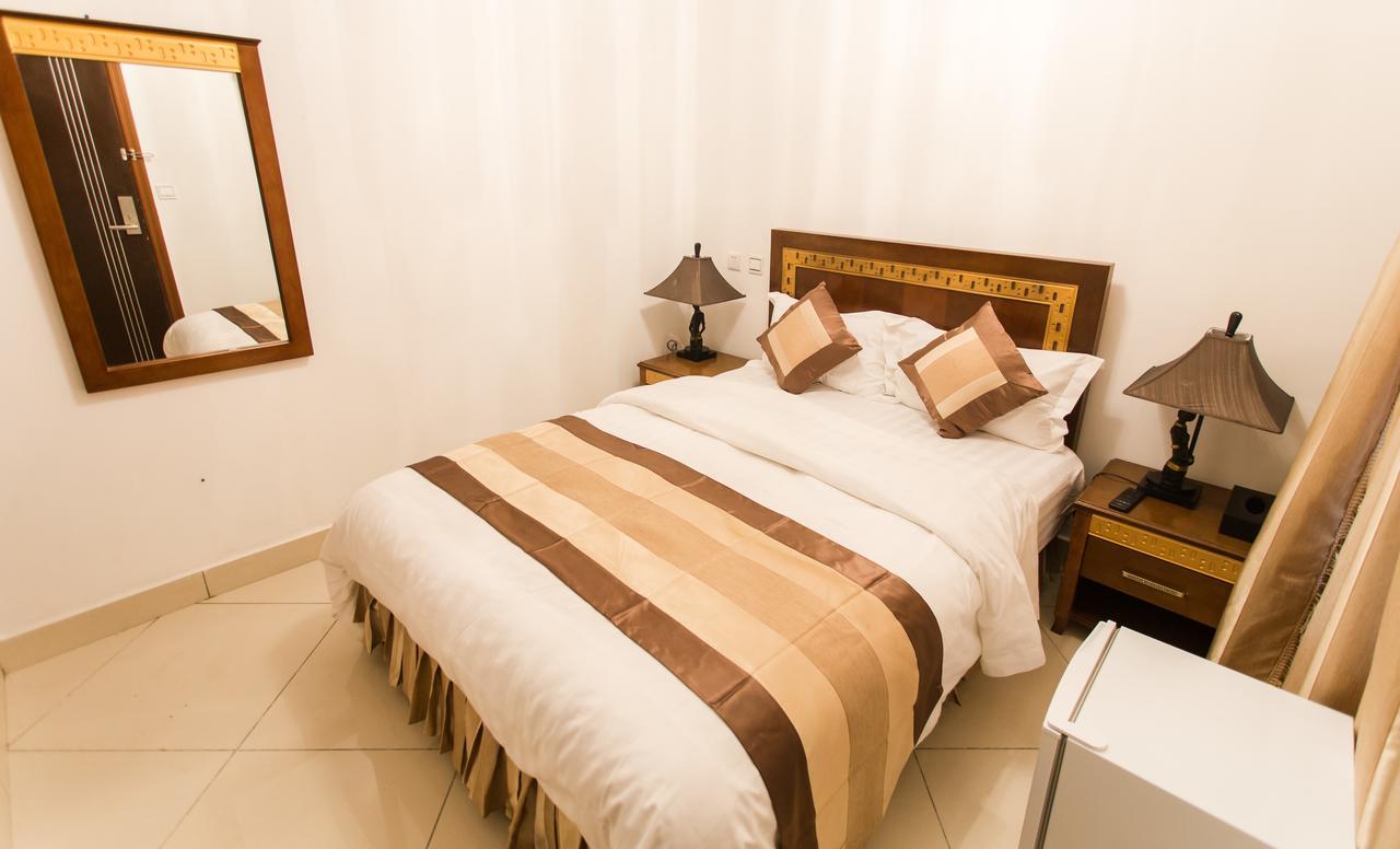 Residence Hoteliere Le Jomonia Libreville Eksteriør billede